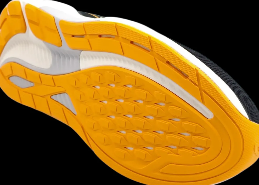 Asics GT-4000 4 black/amber