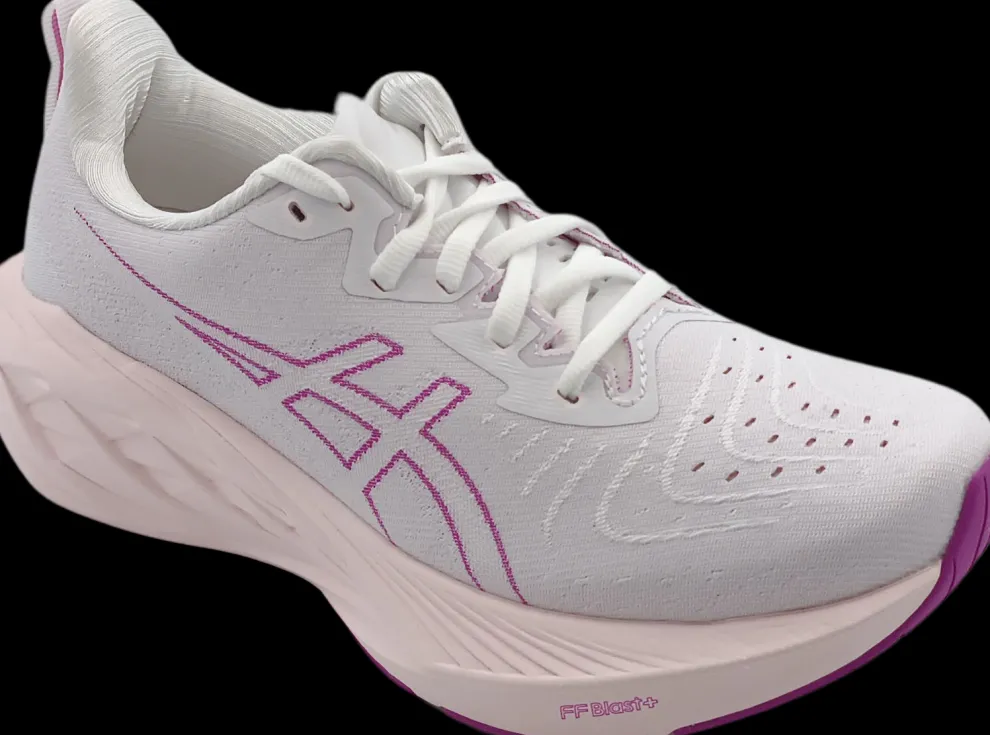 Asics Novablast 4 white/sooting sea