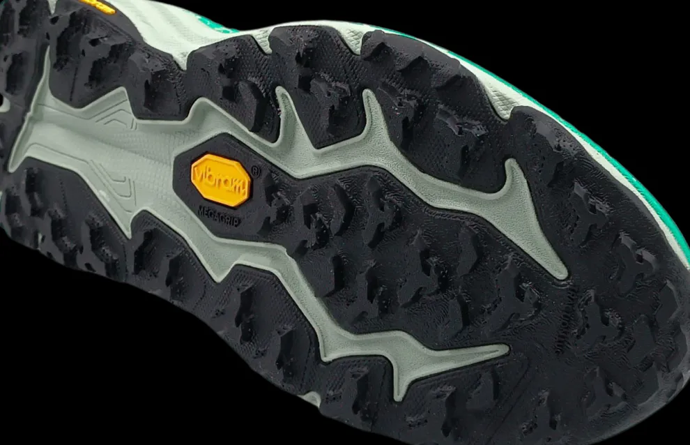 Hoka One One Speedgoat 6 black/aloe vera
