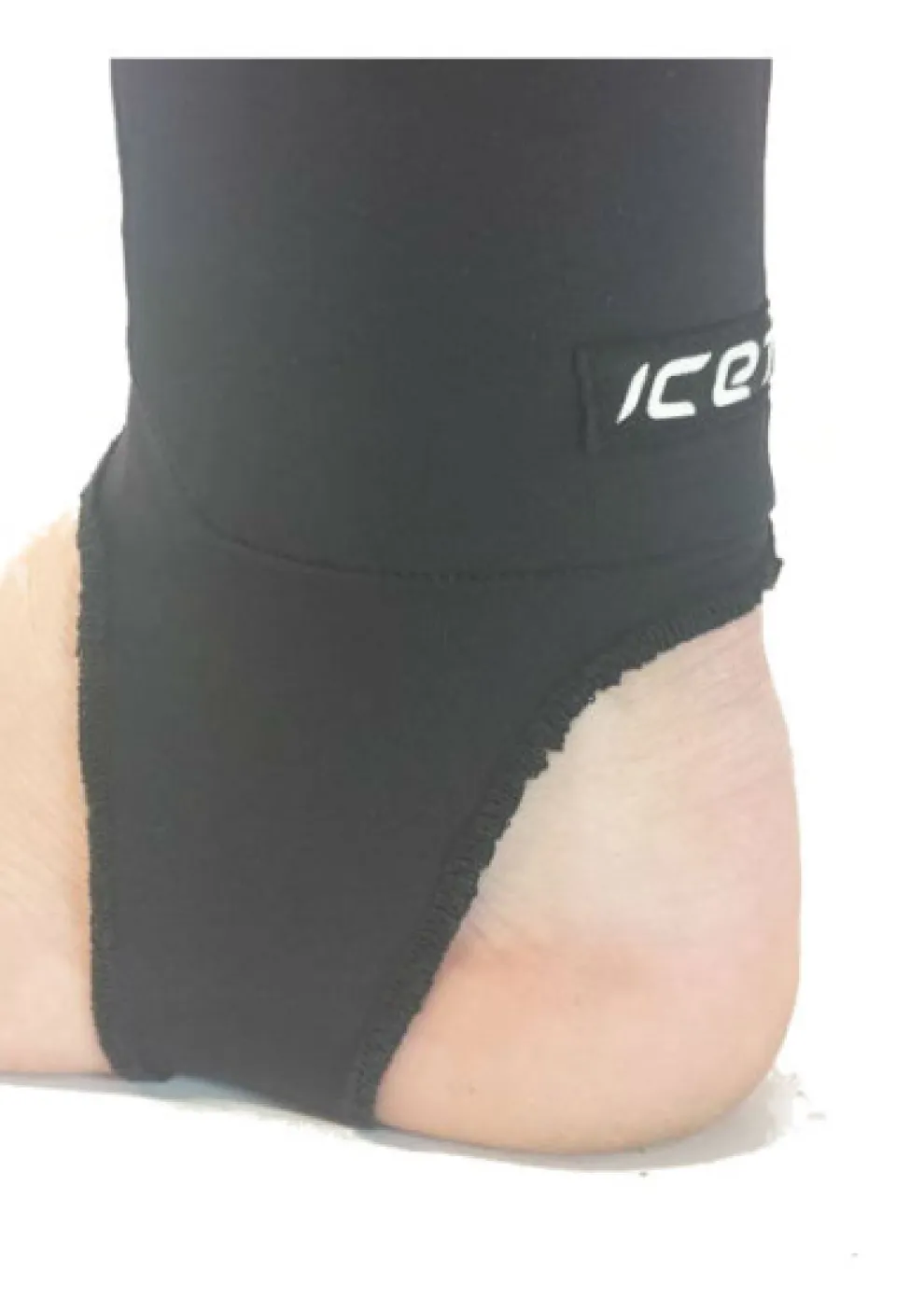 Icetec snijvaste enkelsok inside 350 zwart