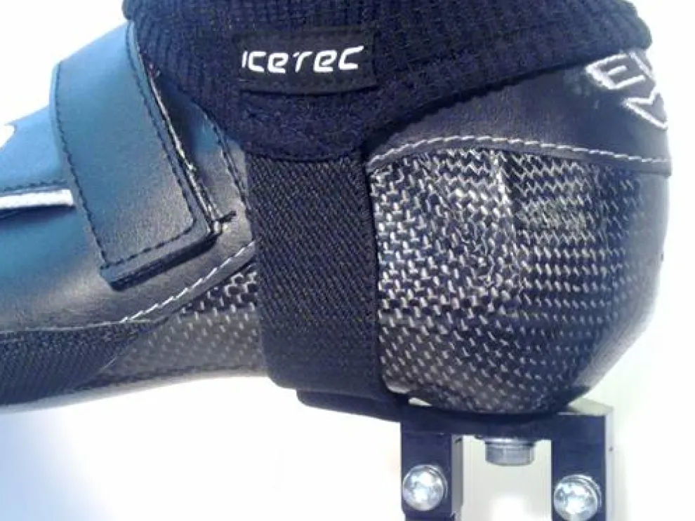 Icetec snijvaste enkelsok shorttrack zwart